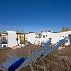Rentalsevilla Atico La Giralda Appartement Séville